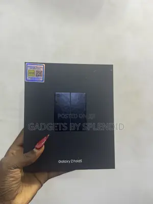 New Samsung Galaxy Fold 5G 512 GB Black
