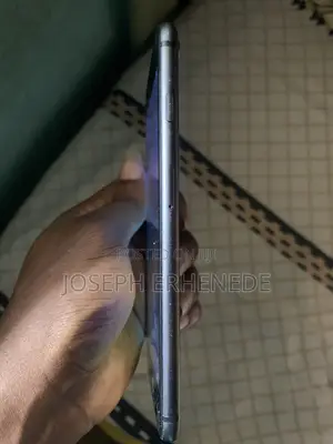 Apple iPhone 8 Plus 64 GB Black