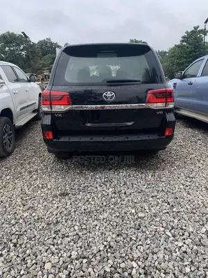 Toyota Land Cruiser 5.7 V8 VX-S 2015 Black