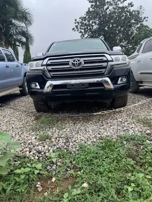 Toyota Land Cruiser 5.7 V8 VX-S 2015 Black