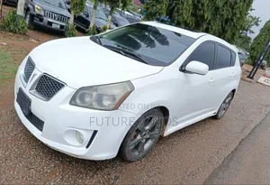 Pontiac Vibe 2010 White