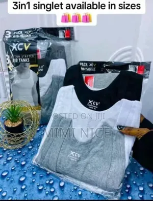 Everything's by Lizzy Store