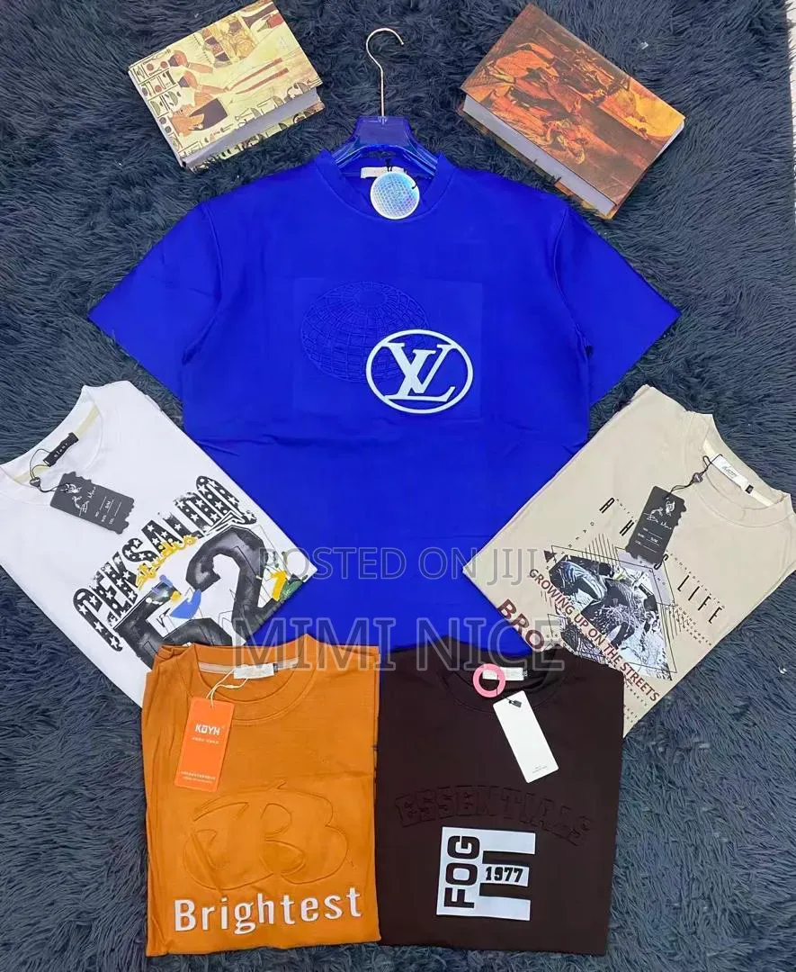 Everything's by Lizzy Store