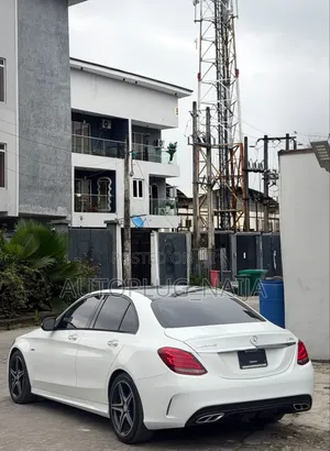 Mercedes-Benz C-Class 2016 White