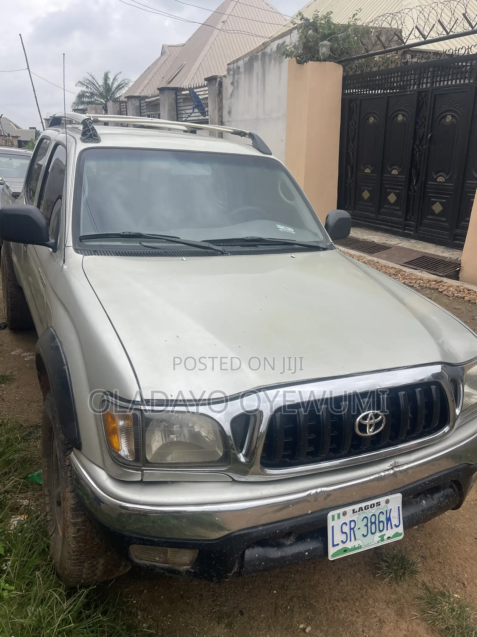 Toyota Tacoma Base 4x2 Regular Cab 103.3 in. WB 2003 Silver