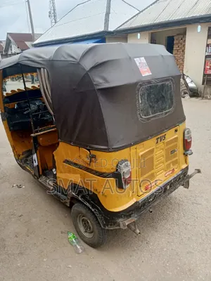 TVS King Deluxe Plus iTouch Start 2020 Yellow