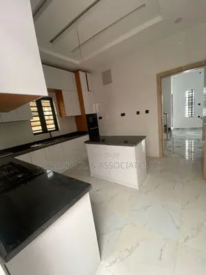 4bdrm Duplex in Greenfield Estate, Ago Palace for sale