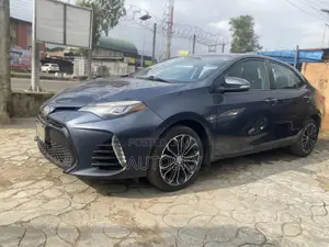 Toyota Corolla SE 4dr Sedan (1.8L 4cyl CVT) 2017 Gray