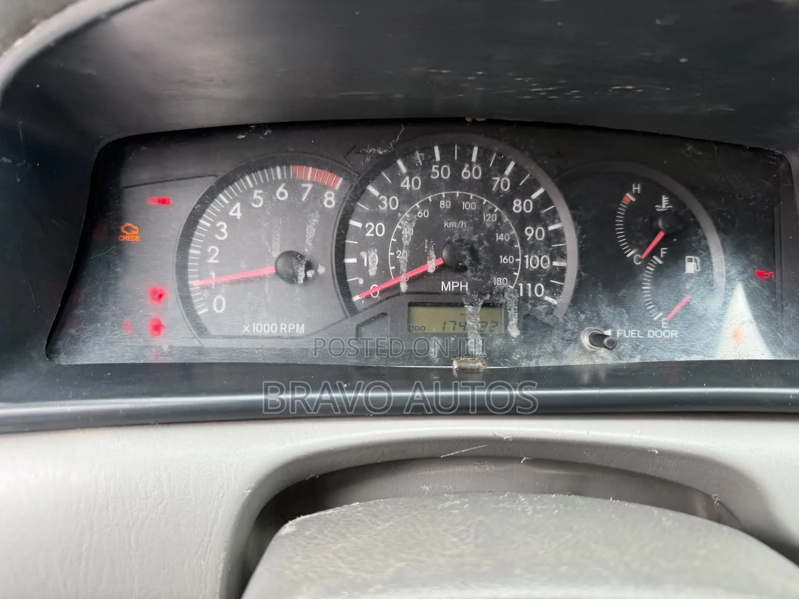 Toyota Corolla LE 2005 Gray