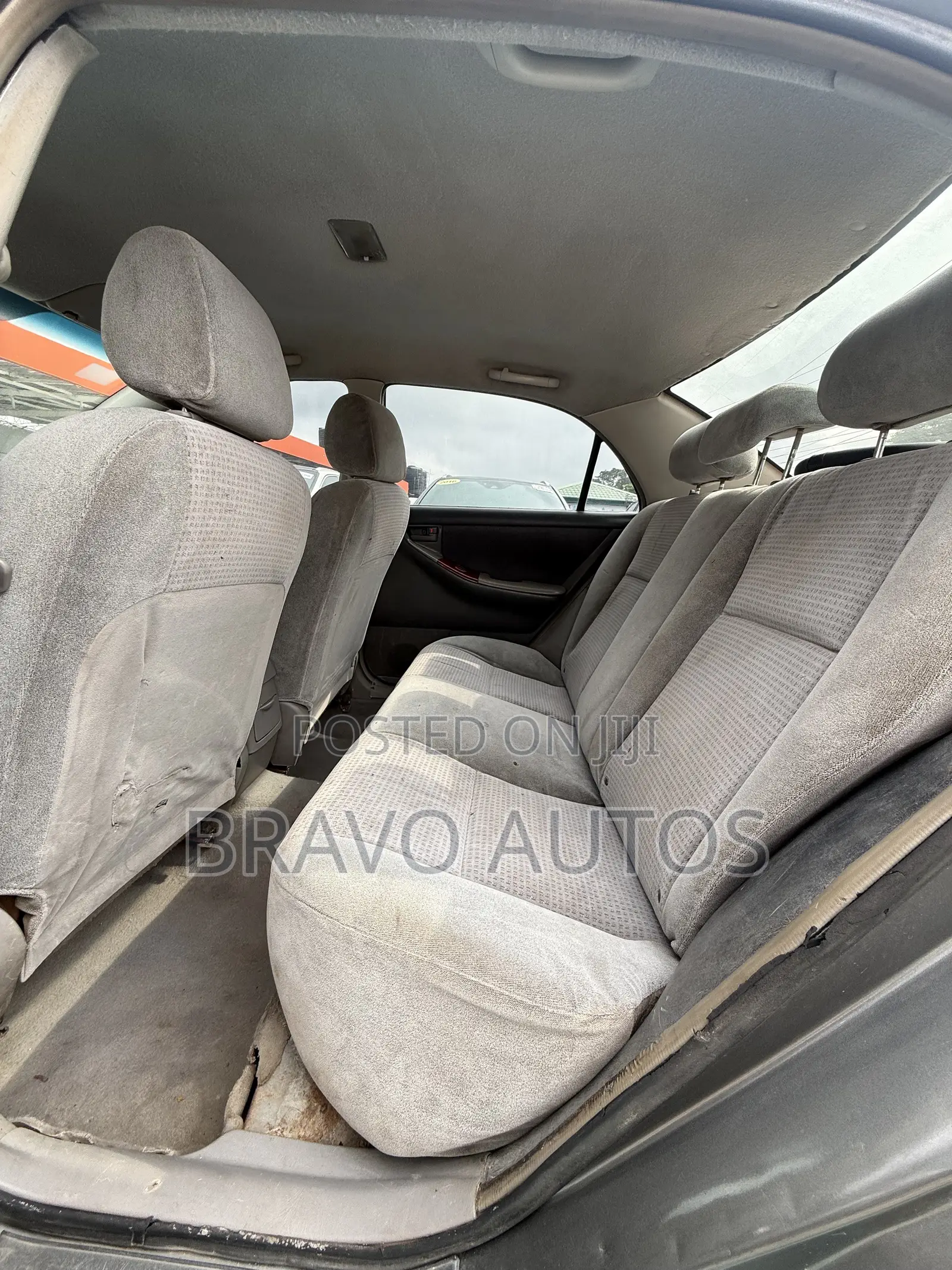 Toyota Corolla LE 2005 Gray