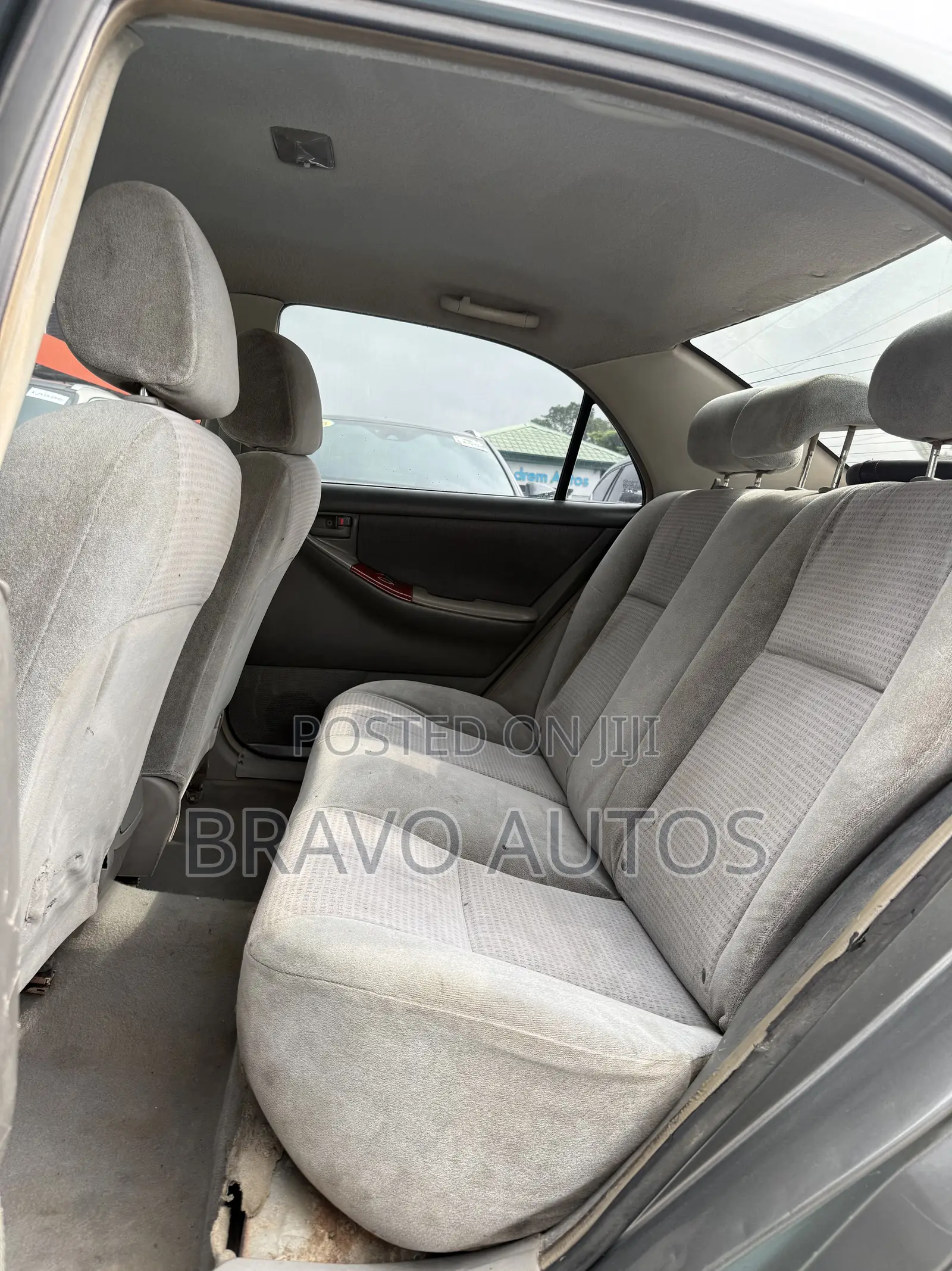 Toyota Corolla LE 2005 Gray