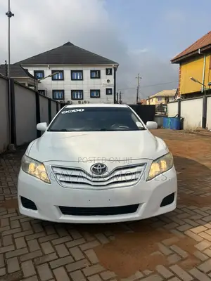 Toyota Camry 2010 White