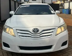 Toyota Camry 2011 White