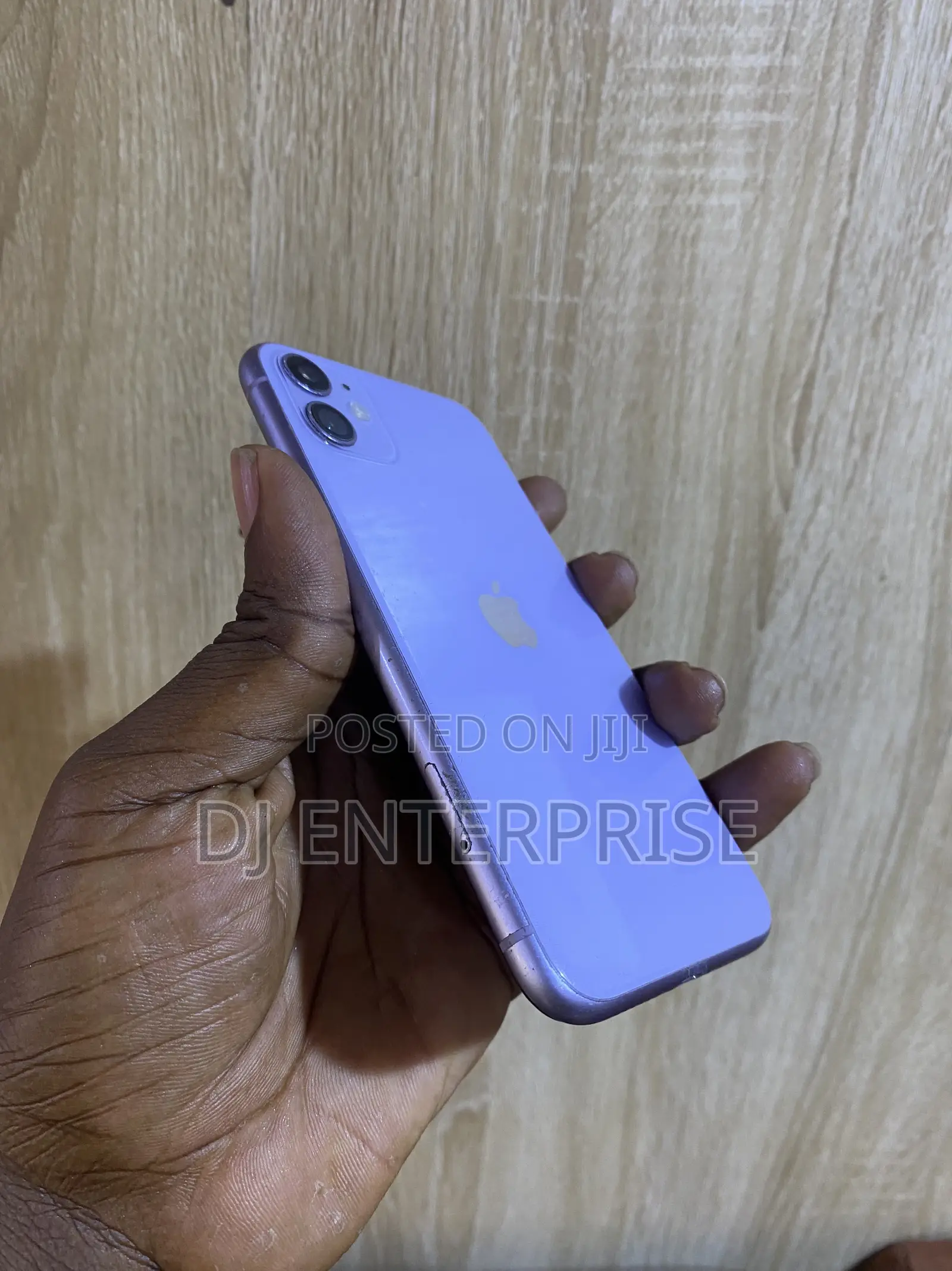 Apple iPhone 11 64 GB Purple