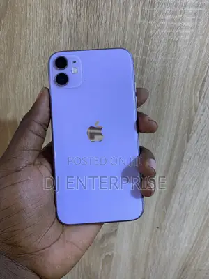 Apple iPhone 11 64 GB Purple