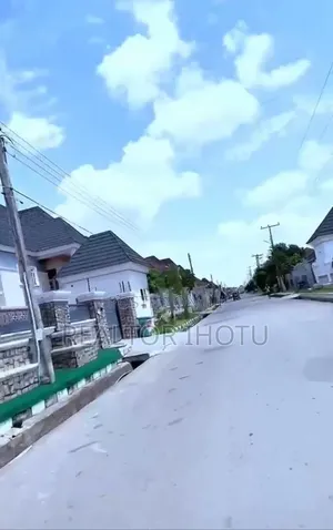 3bdrm Bungalow in Efab Queens Estate, Bunkoro for sale