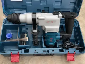 Heavy-Duty Demolition Hammer