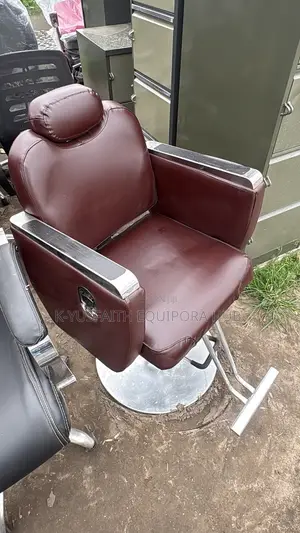 Saloon Chair