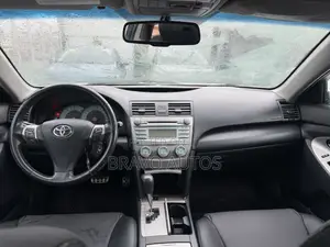 Toyota Camry 2.4 SE 2008 White