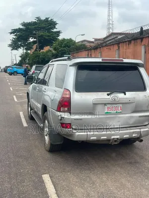 Toyota 4-Runner 2005 Silver