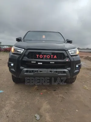 Toyota Hilux 2023 Black