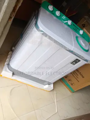 Hisense Wsrb113 11kg Twin Tub Washing Machine - White