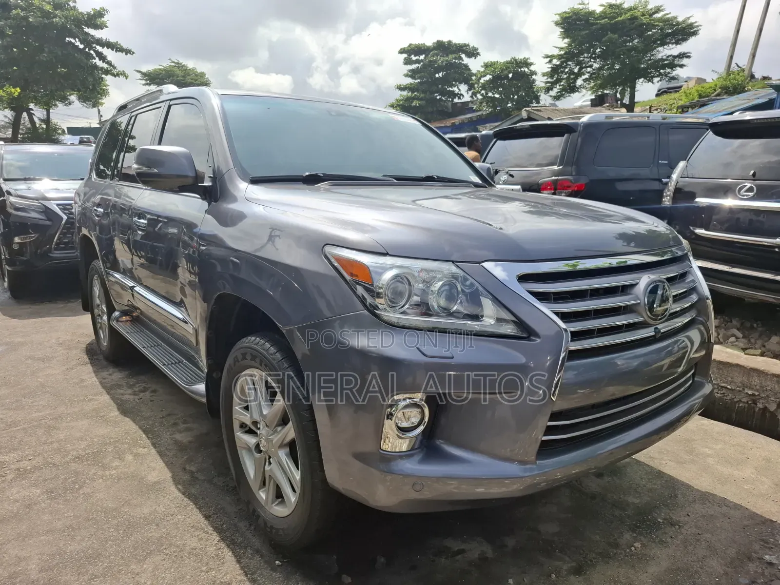 Lexus LX 2016 Gray