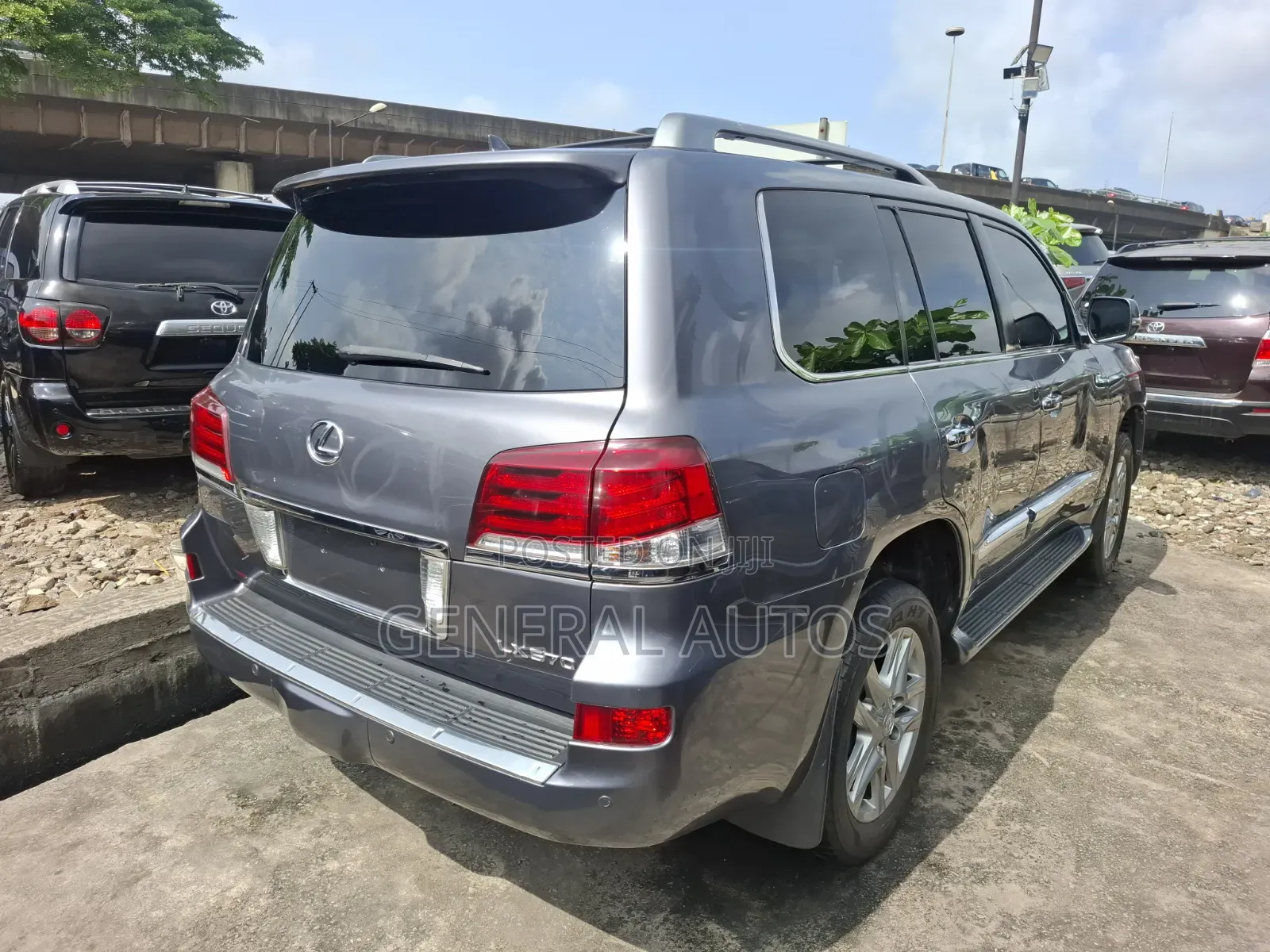 Lexus LX 2016 Gray