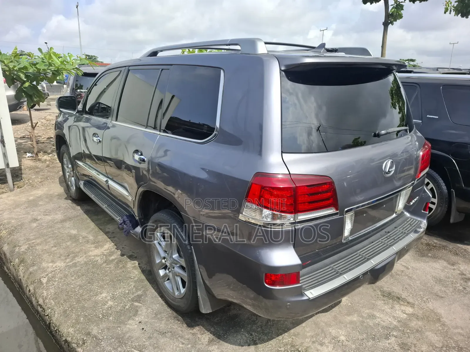 Lexus LX 2016 Gray