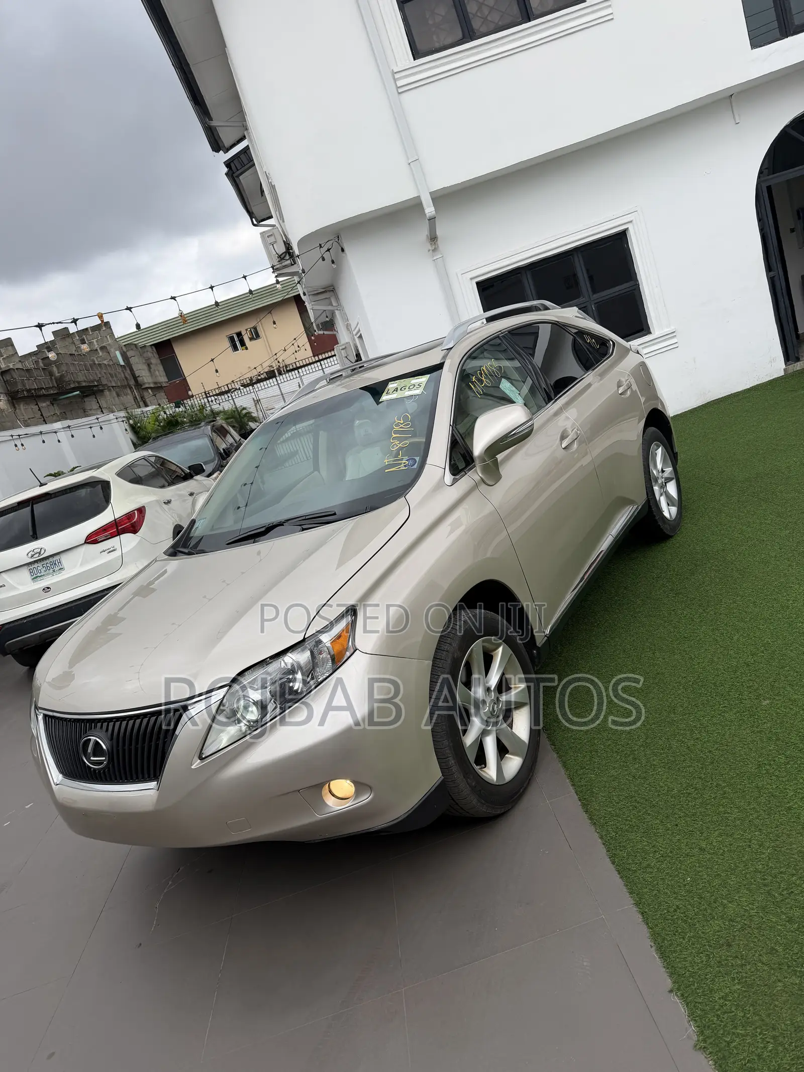 Lexus RX 350 2011 Gold