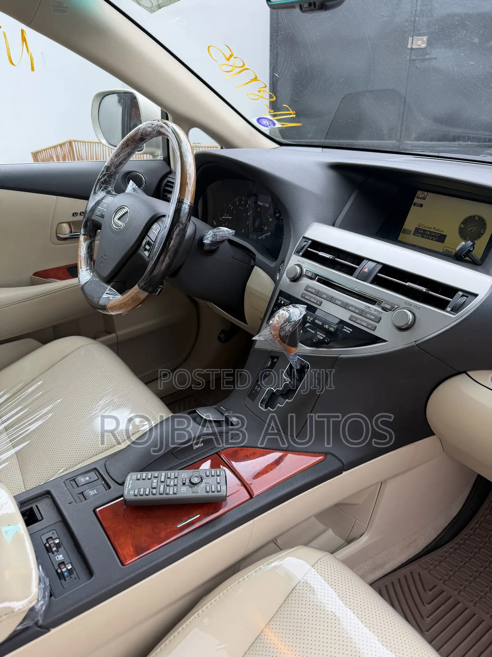 Lexus RX 350 2011 Gold