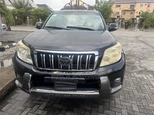 Toyota Land Cruiser Prado 4.0 Petrol TX-L 2010 Black