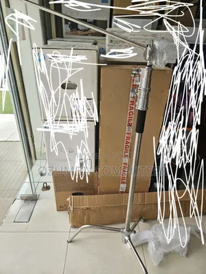 C-Stand for Reflectors