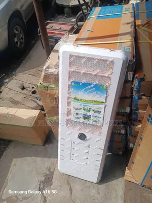 Latest Quality Street Solar 1000w Akt