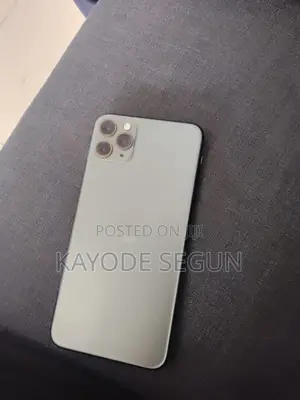 Apple iPhone 11 Pro Max 64 GB Gray