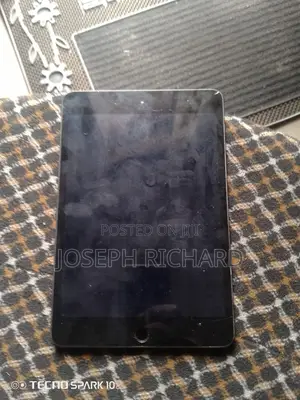 Apple iPad mini 5 64 GB Silver