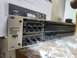 Behringer ULTRAGRAPH PRO FBQ3102HD Graphic Equalizer