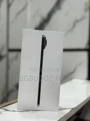 New Apple iPhone Air 256 GB