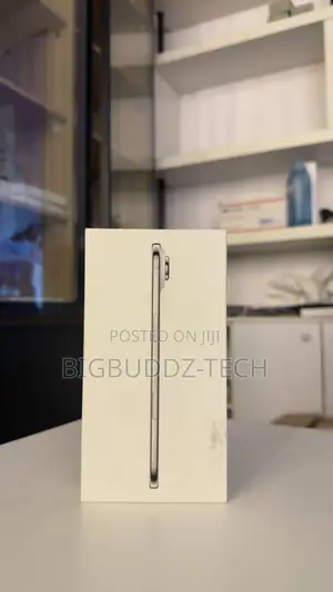 New Apple iPhone Air 256 GB