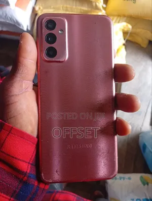 Samsung Galaxy M13 128 GB Bronze