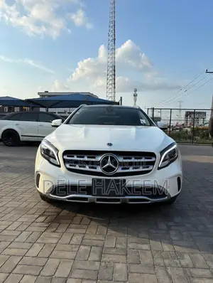 Mercedes-Benz GLA-Class 2020 White