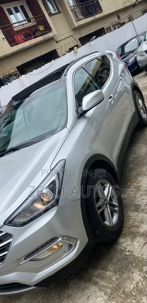 Hyundai Santa Fe 2017 Silver