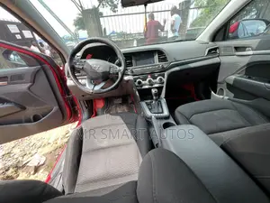 Hyundai Elantra Limited 2020 Red
