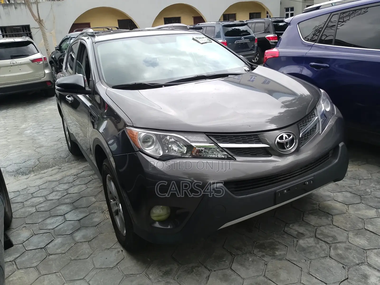 Toyota RAV4 2015 Gray