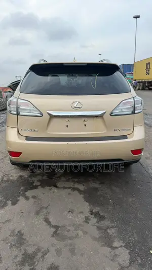 Lexus RX 2010 Gold