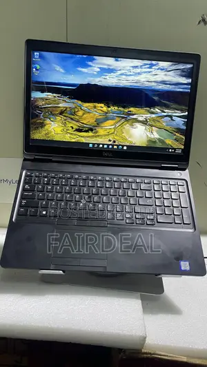 Laptop Dell Latitude 5590 8GB Intel Core i5 SSD 256GB