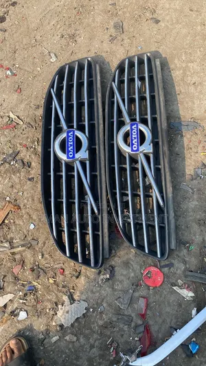 Volvo Front Grill