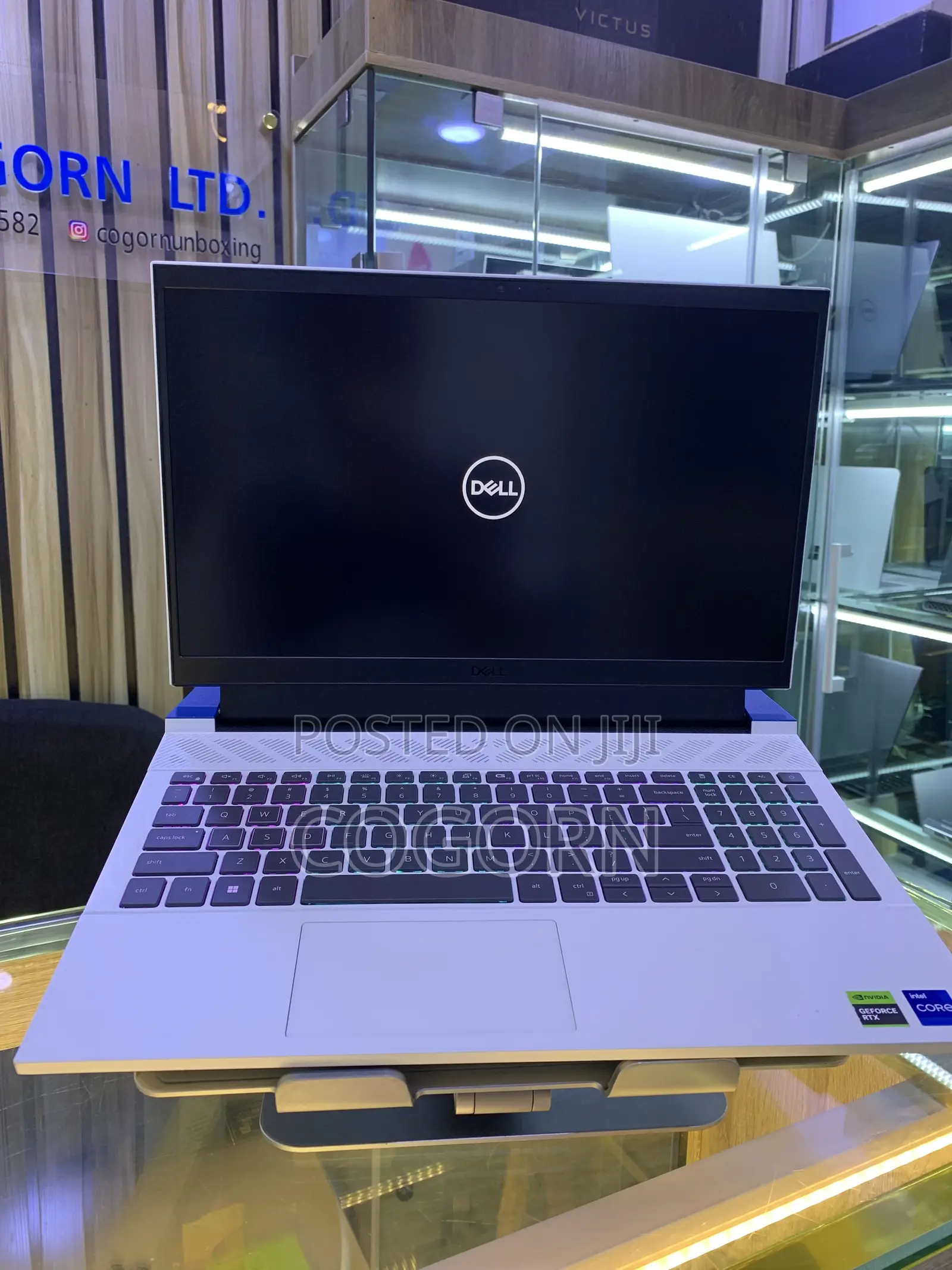 Laptop Dell G15 5530 8GB Intel Core i7 SSD 1T