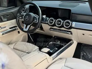 Mercedes-Benz GLB-Class GLB 250 4MATIC 2021 Gray