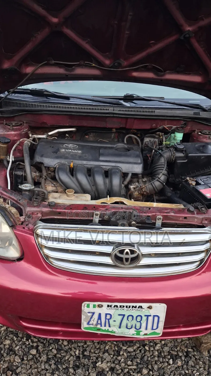 Toyota Corolla 2004 Red